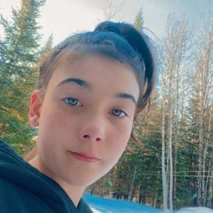 Meet your Posher, Magalie